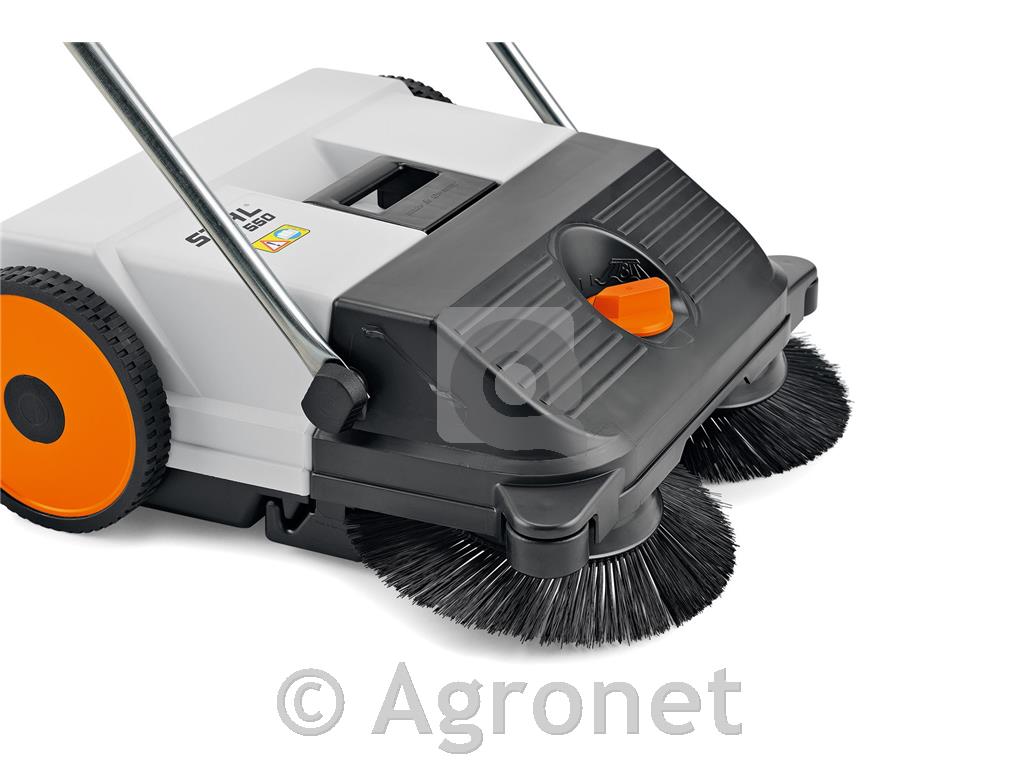 Ročni stroj za pometanje KG 550 STIHL