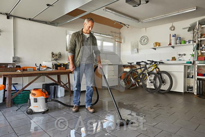 Električni sesalnik za suho in mokro sesanje SE 33 STIHL
