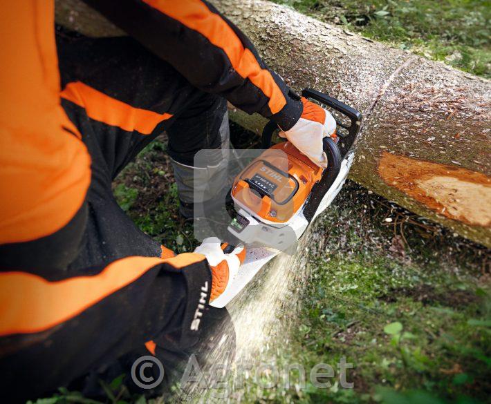 Akumulatorska žaga MSA 300 C-O, meč 45 cm STIHL
